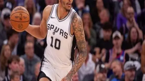 中国U20队对阵澳大利亚，力争挺进四强赛